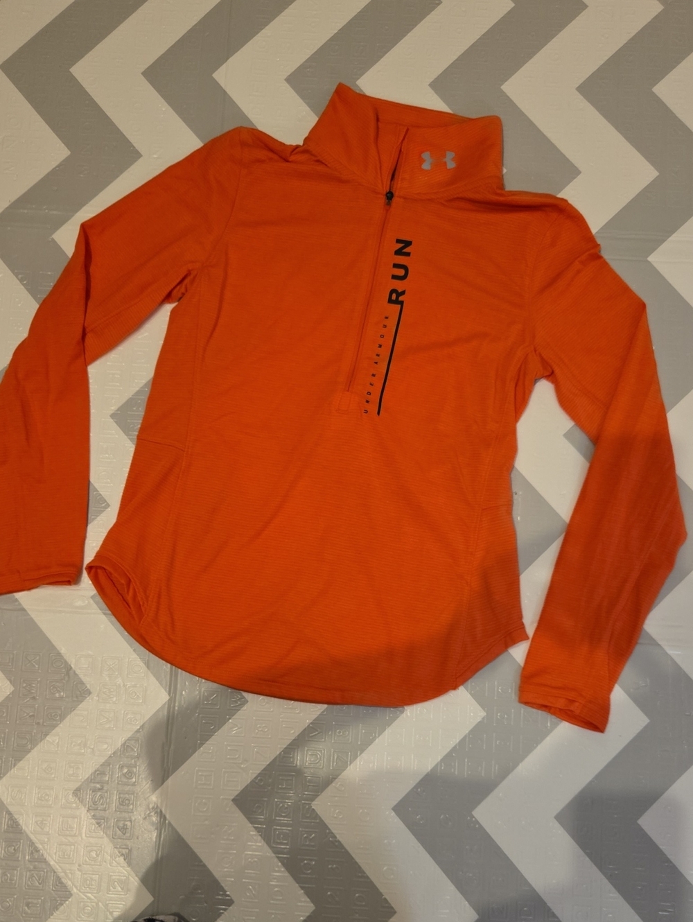 Under Armour Women's Orange Run Fitted Half-Zip Top Size XS